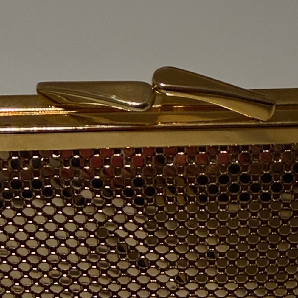 Whiting & Davis vintage gold metalic mesh baguette bag, NWT (deadstock) - Picture 12 of 17